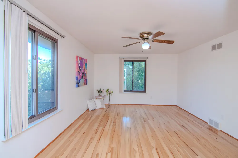 1325 Chartwell Carriage Way S East Lansing City, MI 48823