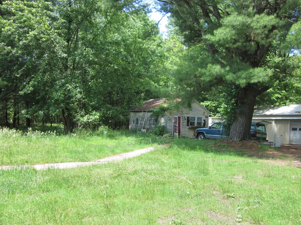 18810 49th Street Columbia Township, MI 49056