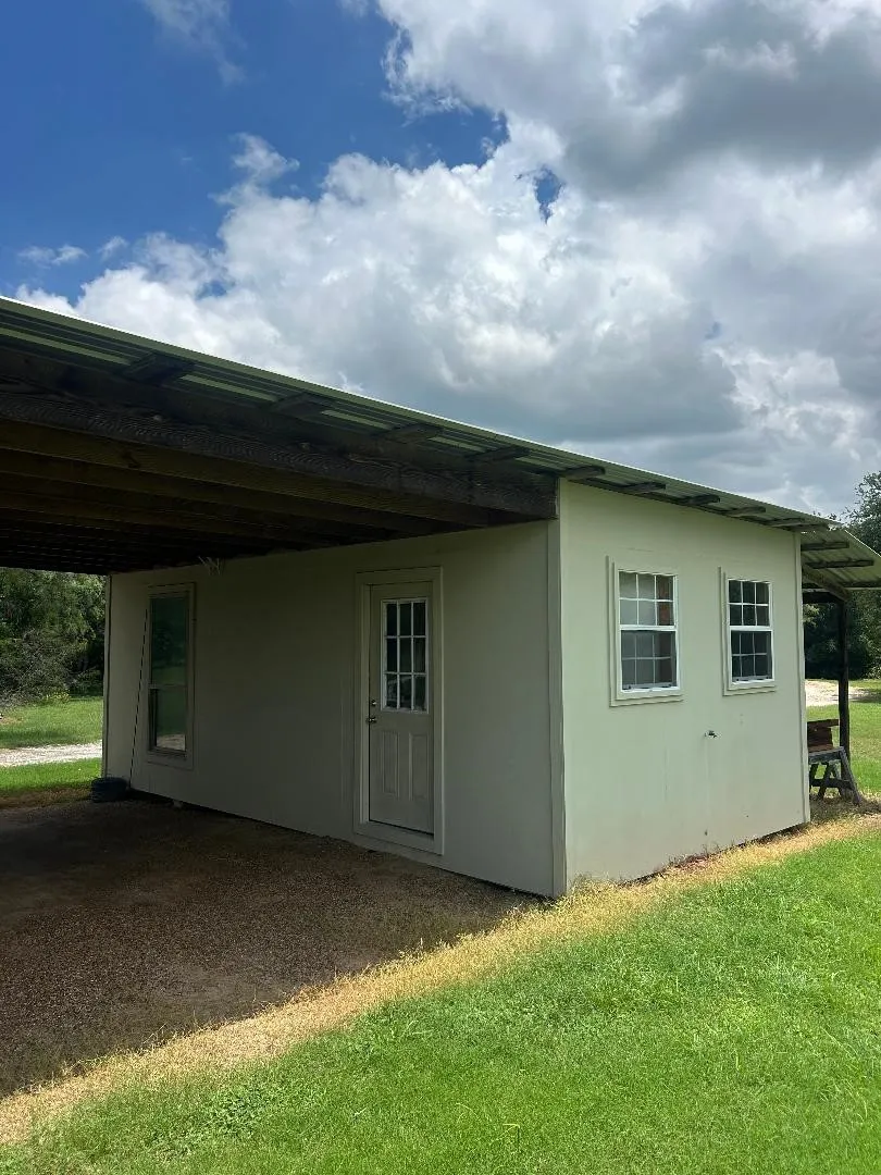 3175 clater powell Aquilla, TX 76705