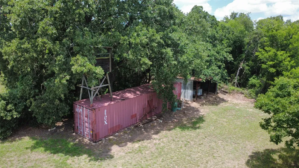 3175 clater powell Aquilla, TX 76705