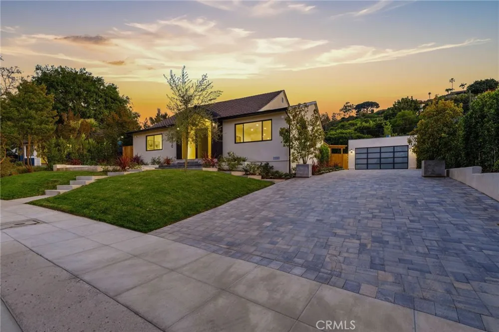 5110 Orange Los Angeles, CA 90008