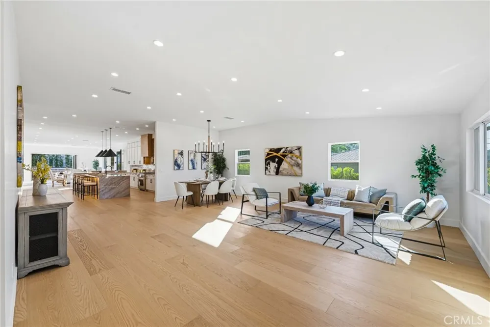 5110 Orange Los Angeles, CA 90008