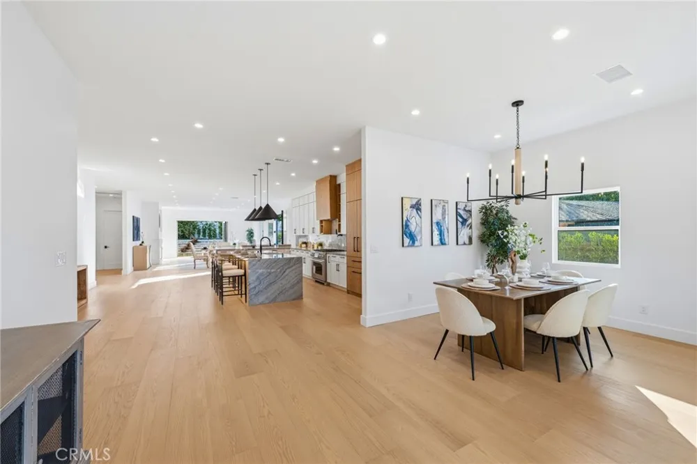 5110 Orange Los Angeles, CA 90008