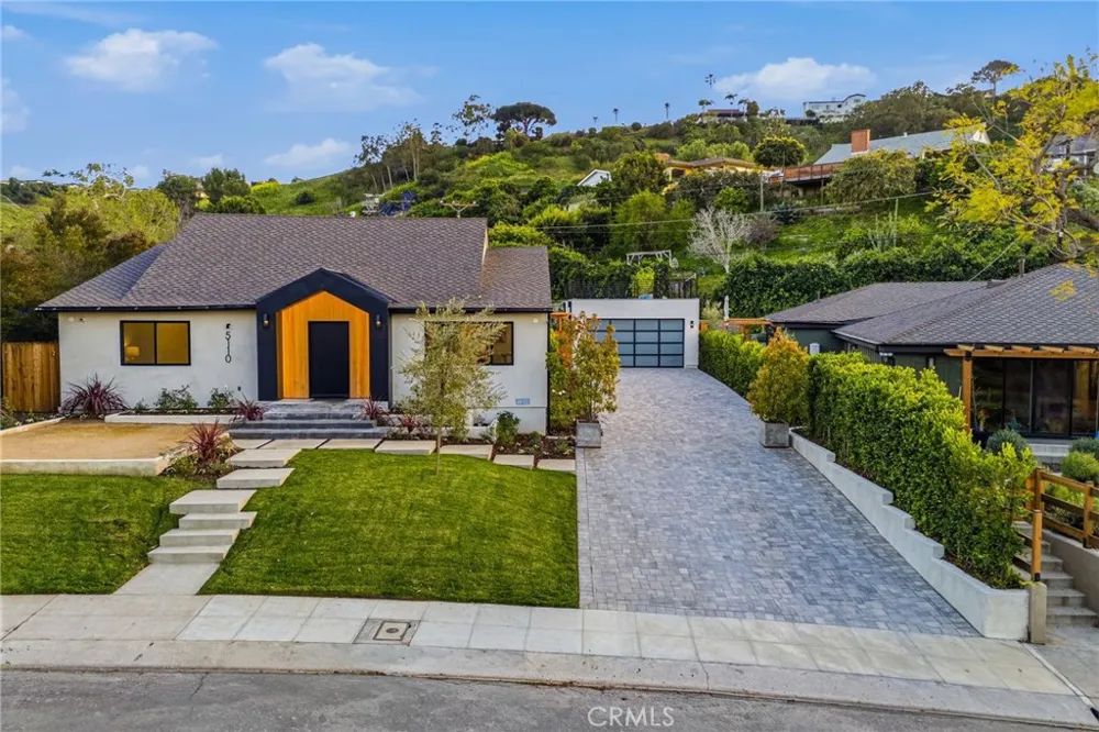 5110 Orange Los Angeles, CA 90008
