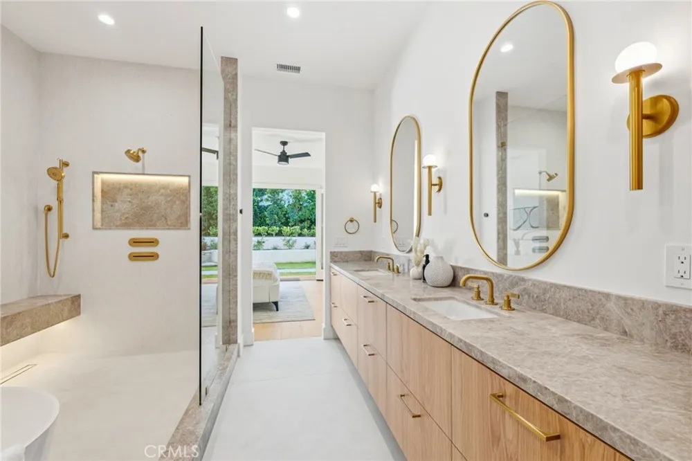 5110 Orange Los Angeles, CA 90008