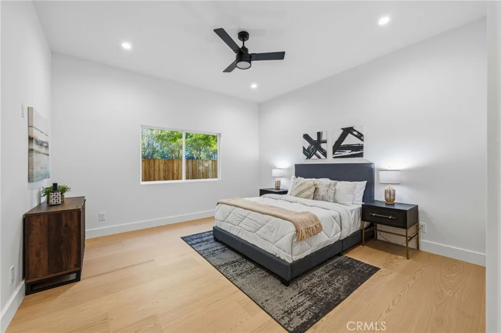 5110 Orange Los Angeles, CA 90008