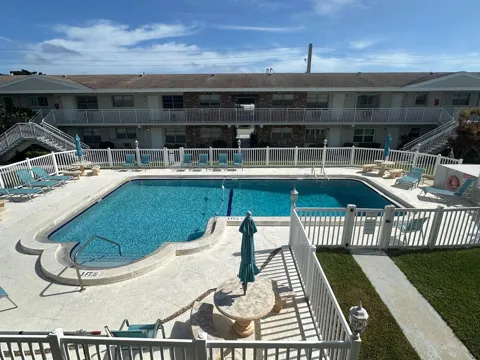 3850 NE 21st Way #41