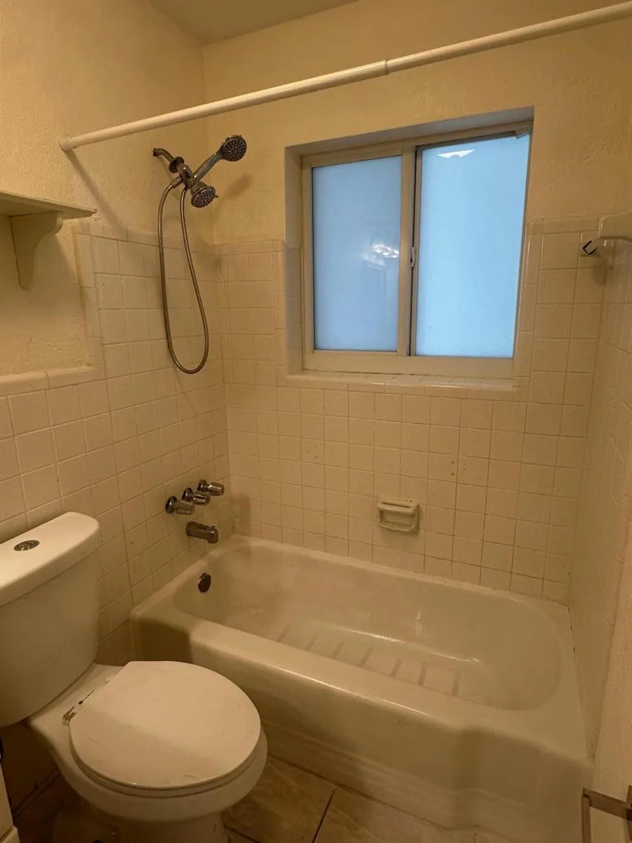 3850 NE 21st Way #41 Lighthouse Point, FL 33064