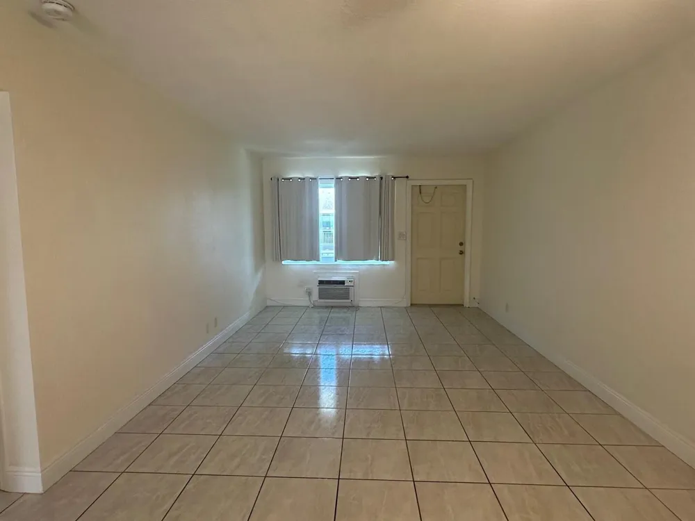 3850 NE 21st Way #41 Lighthouse Point, FL 33064
