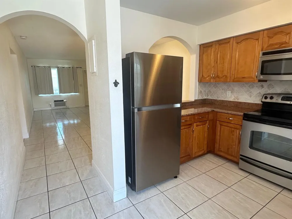 3850 NE 21st Way #41 Lighthouse Point, FL 33064