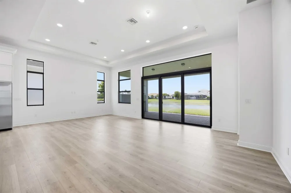 5627 Saint Armands Way Westlake, FL 33470