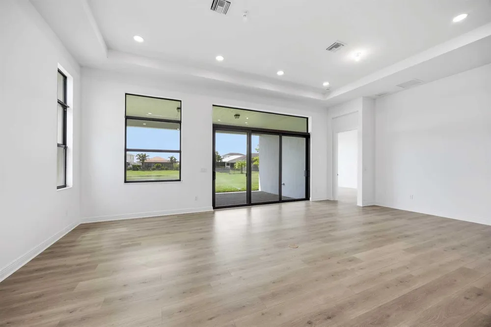 5627 Saint Armands Way Westlake, FL 33470
