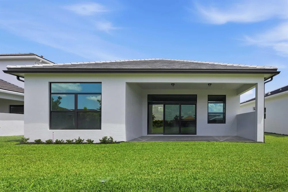 5627 Saint Armands Way Westlake, FL 33470