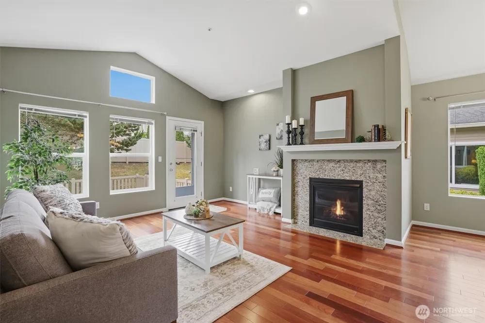 2514 85th Drive NE #C4 Lake Stevens, WA 98258