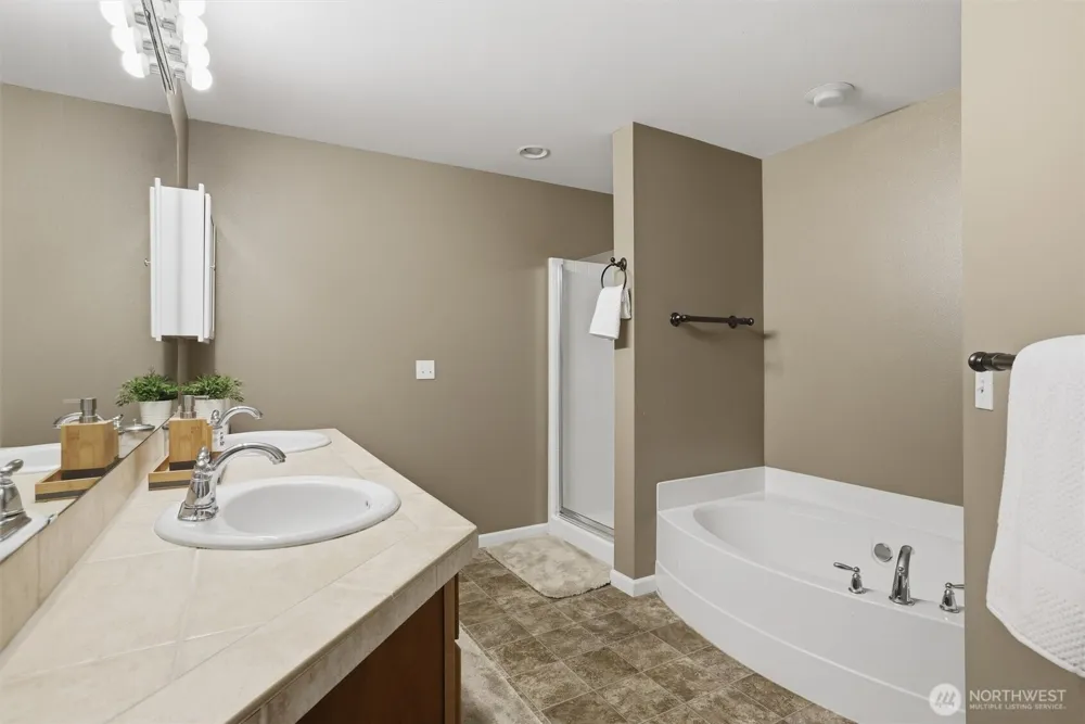 2514 85th Drive NE #C4 Lake Stevens, WA 98258