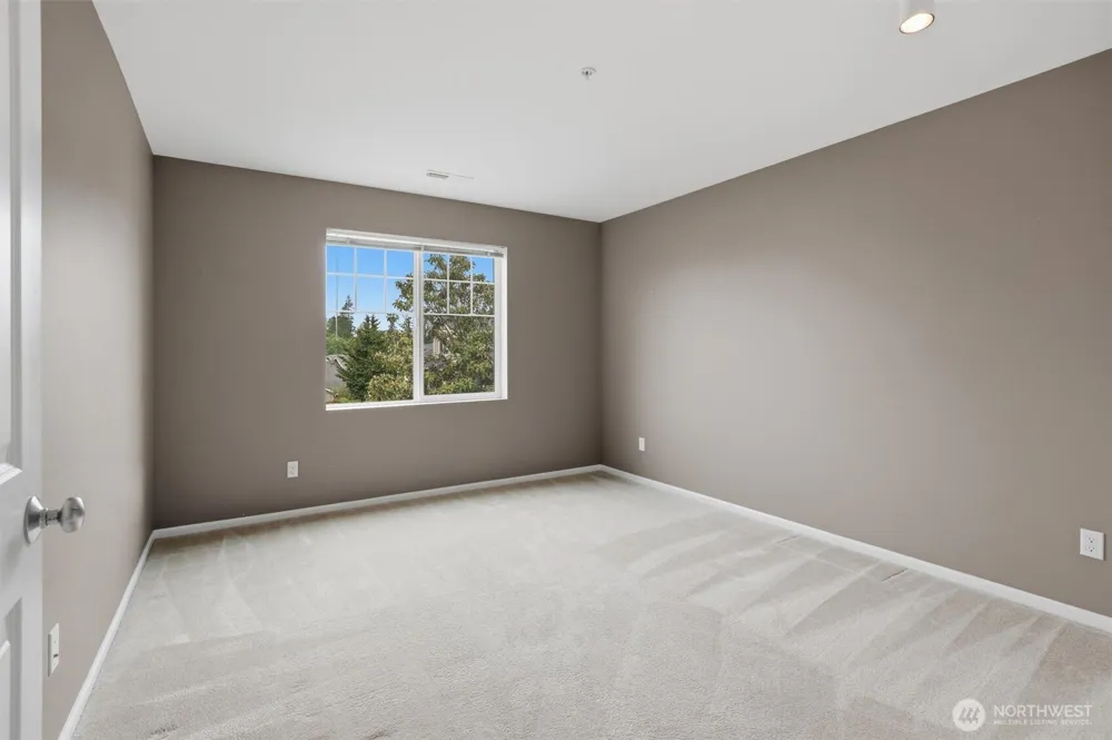2514 85th Drive NE #C4 Lake Stevens, WA 98258