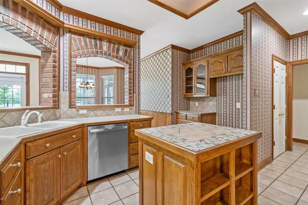 20388 County Road 150 Flint, TX 75762