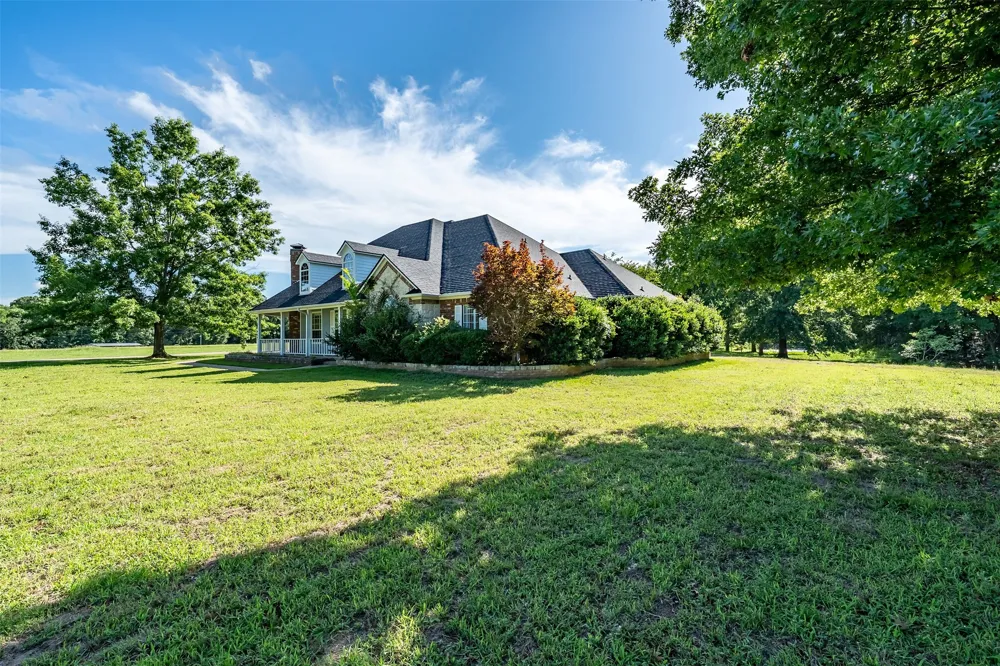 20388 County Road 150 Flint, TX 75762