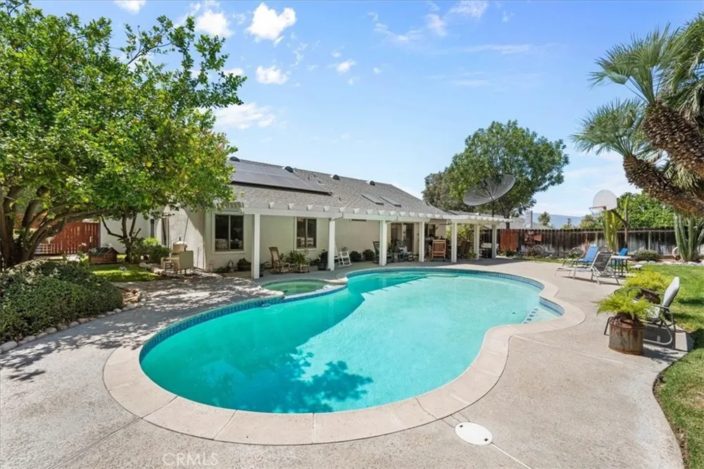 11563 Pecan Loma Linda, CA 92354