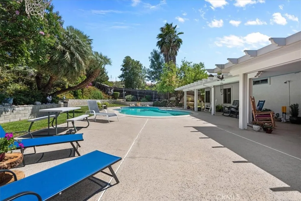 11563 Pecan Loma Linda, CA 92354