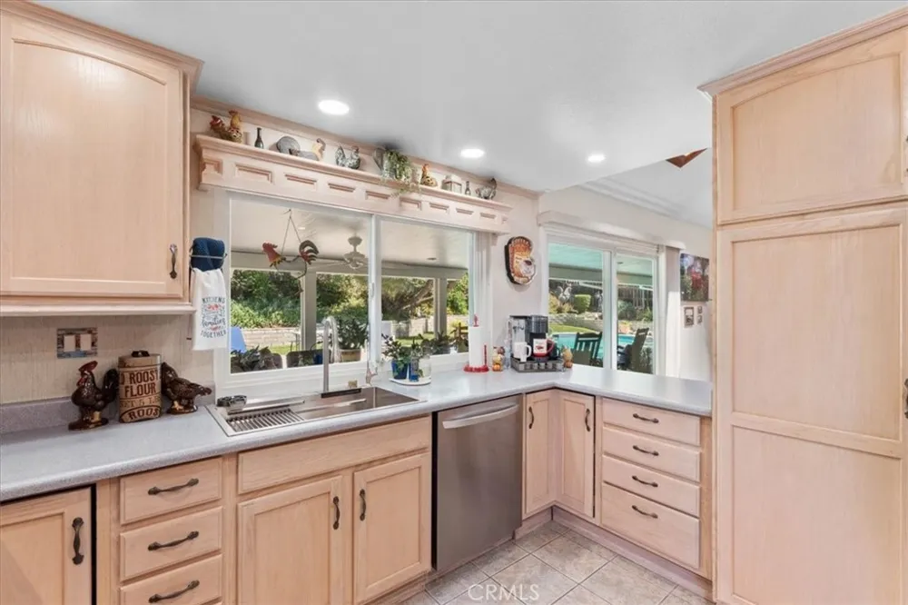 11563 Pecan Loma Linda, CA 92354