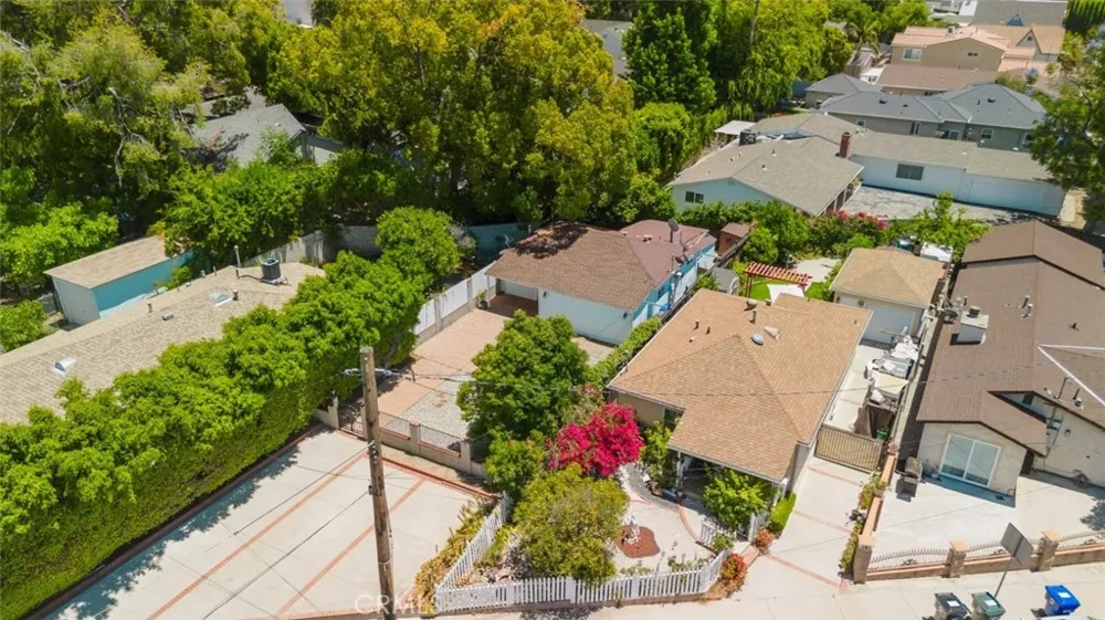 4334 Pennsylvania Avenue La Crescenta, CA 91214