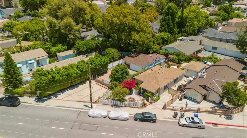 4334 Pennsylvania Avenue La Crescenta, CA 91214