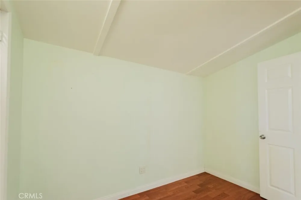 4334 Pennsylvania Avenue La Crescenta, CA 91214