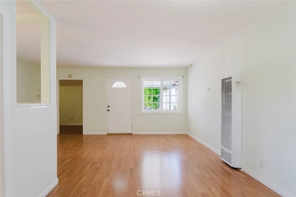 4334 Pennsylvania Avenue La Crescenta, CA 91214