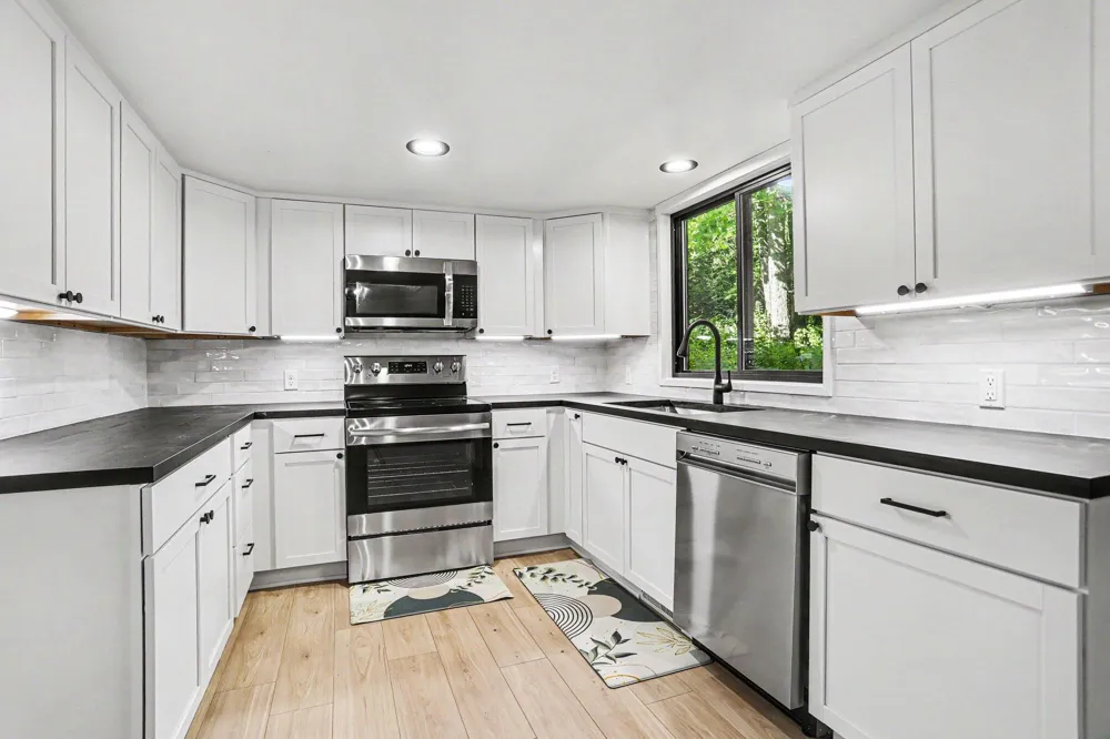 3907 Cricket Lane Kalamazoo, MI 49008