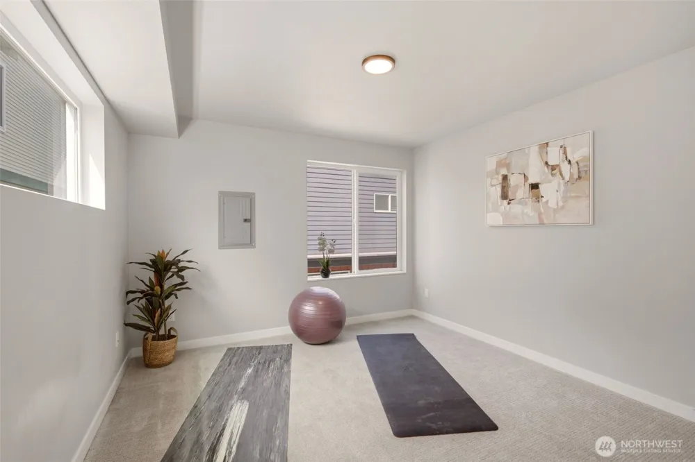 806 NW 50th Street #C Seattle, WA 98107