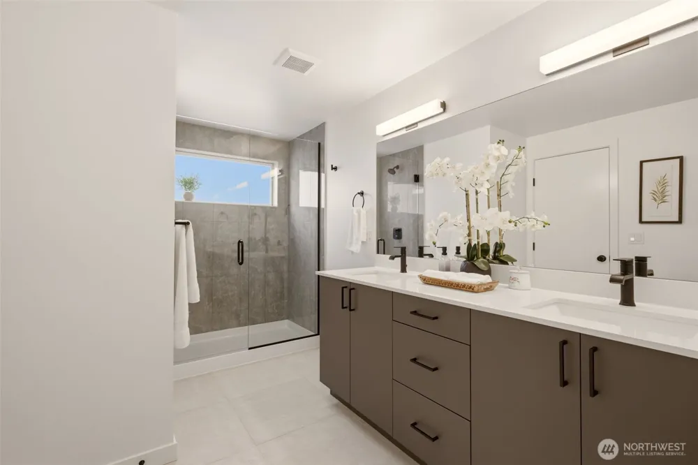 806 NW 50th Street #C Seattle, WA 98107