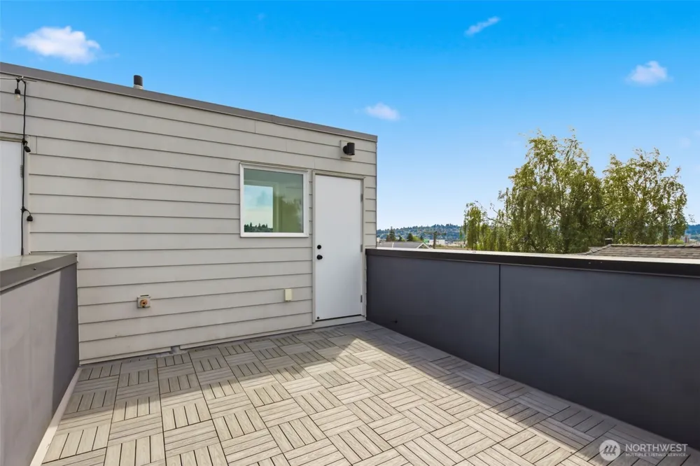806 NW 50th Street #C Seattle, WA 98107