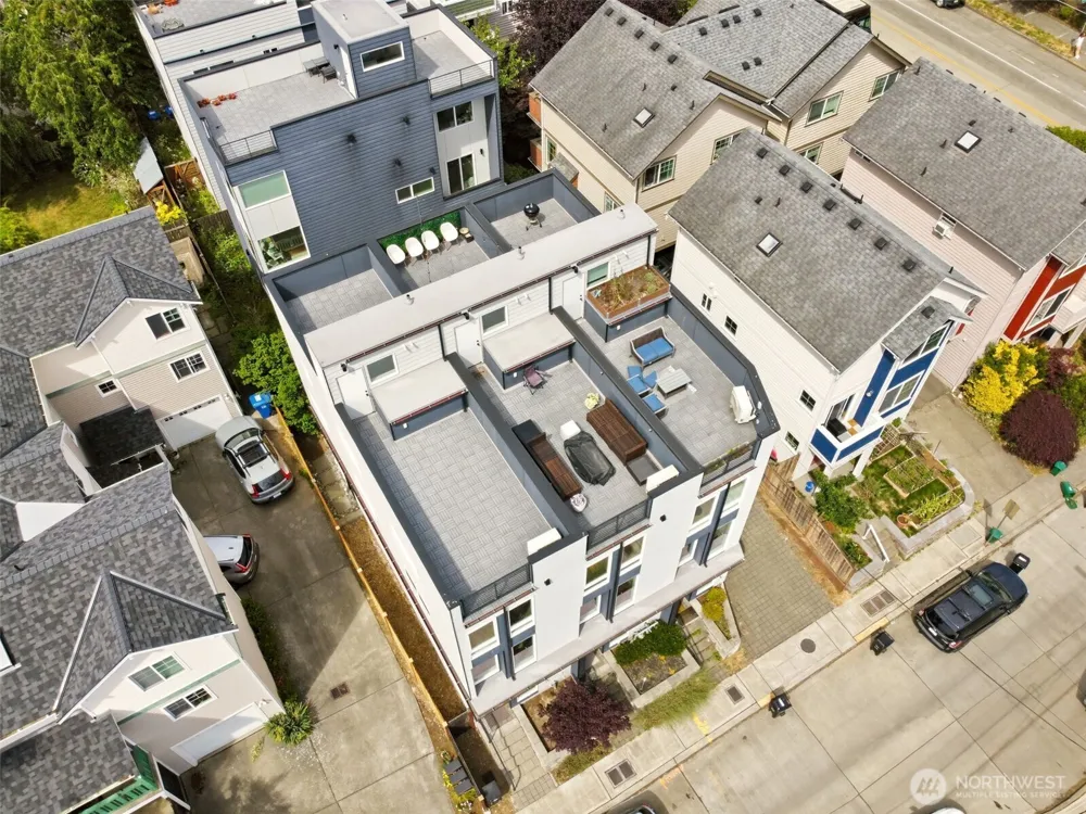 806 NW 50th Street #C Seattle, WA 98107
