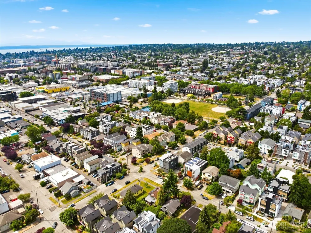 806 NW 50th Street #C Seattle, WA 98107