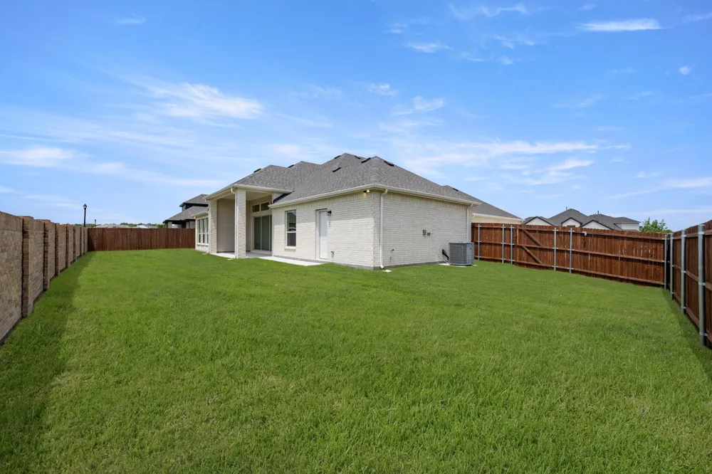 1630 Briarwood Midlothian, TX 76065