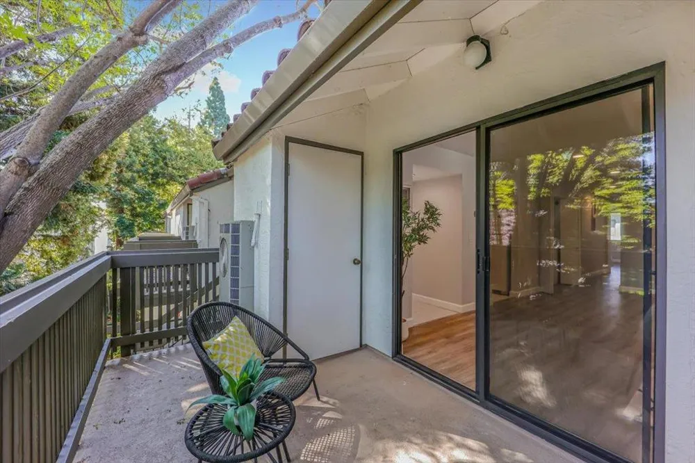 714 San Conrado Terrace #5 Sunnyvale, CA 94085