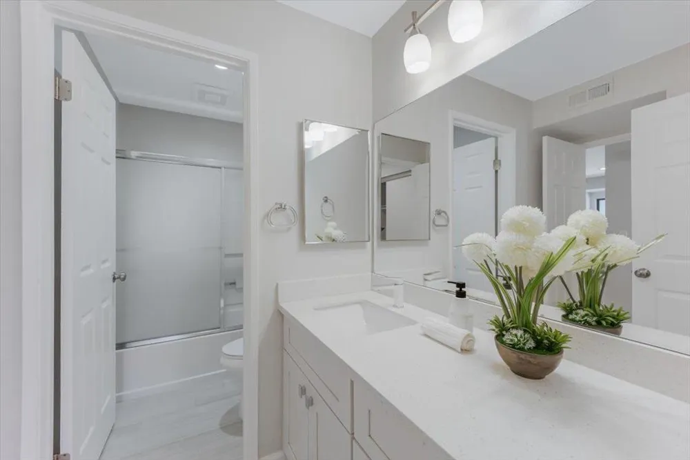 714 San Conrado Terrace #5 Sunnyvale, CA 94085
