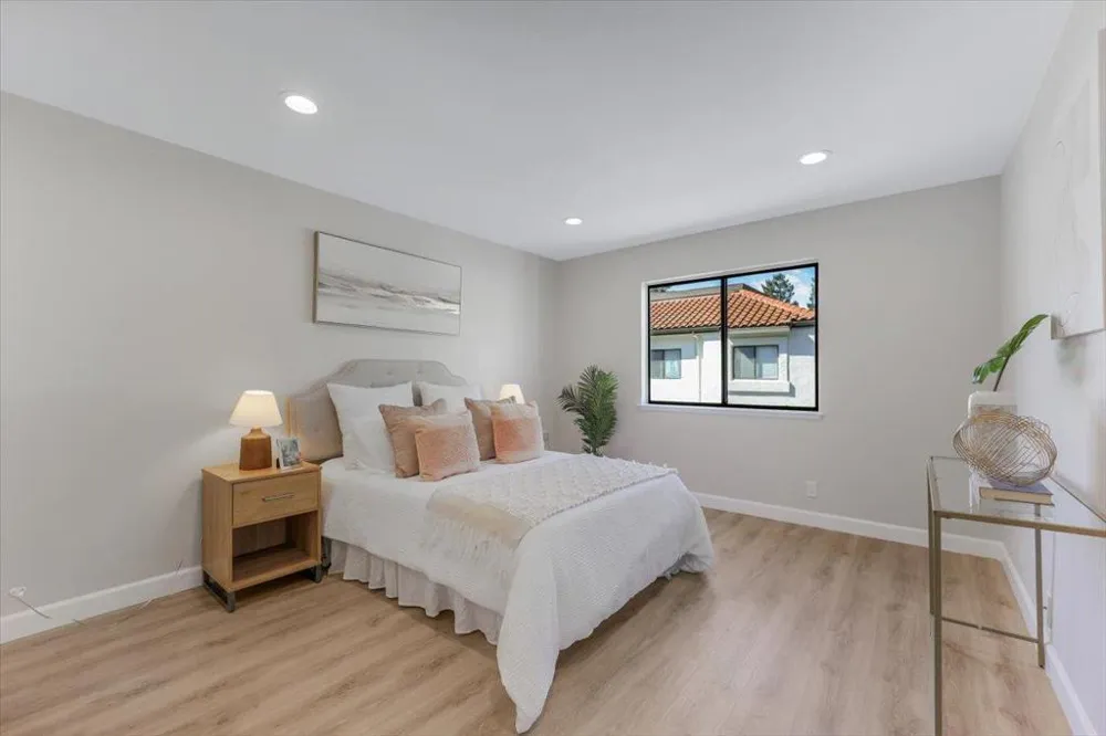 714 San Conrado Terrace #5 Sunnyvale, CA 94085