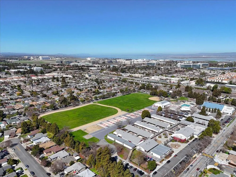 714 San Conrado Terrace #5 Sunnyvale, CA 94085