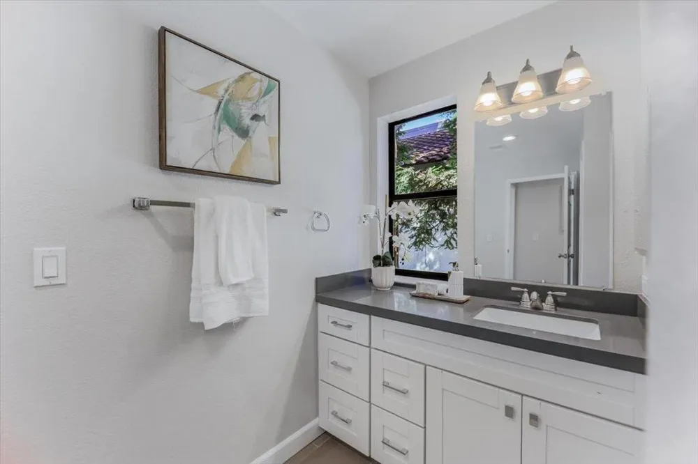 714 San Conrado Terrace #5 Sunnyvale, CA 94085