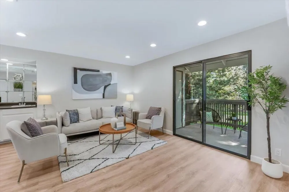 714 San Conrado Terrace #5 Sunnyvale, CA 94085