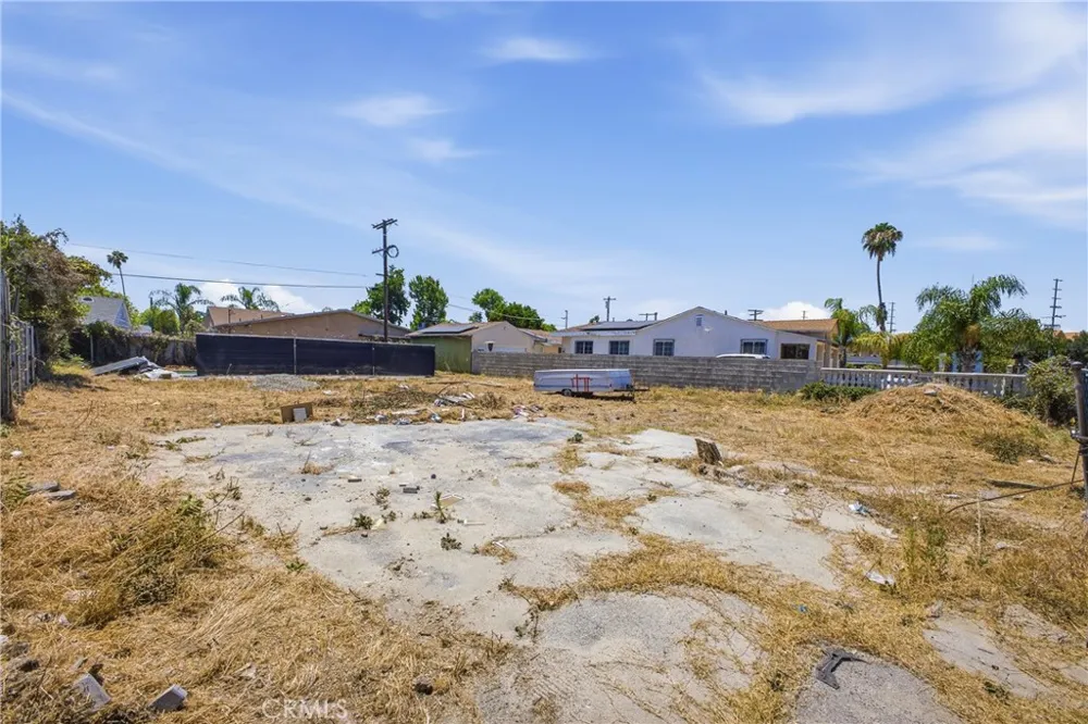 6729 Babcock Avenue North Hollywood, CA 91606