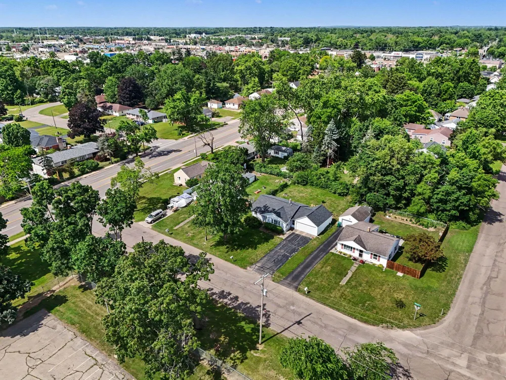 5930 Concord Street Portage, MI 49002