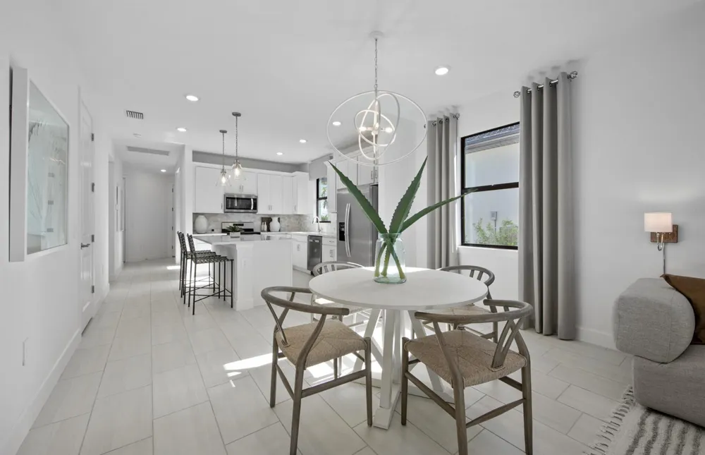2114 Sequoia Naples, FL 34120