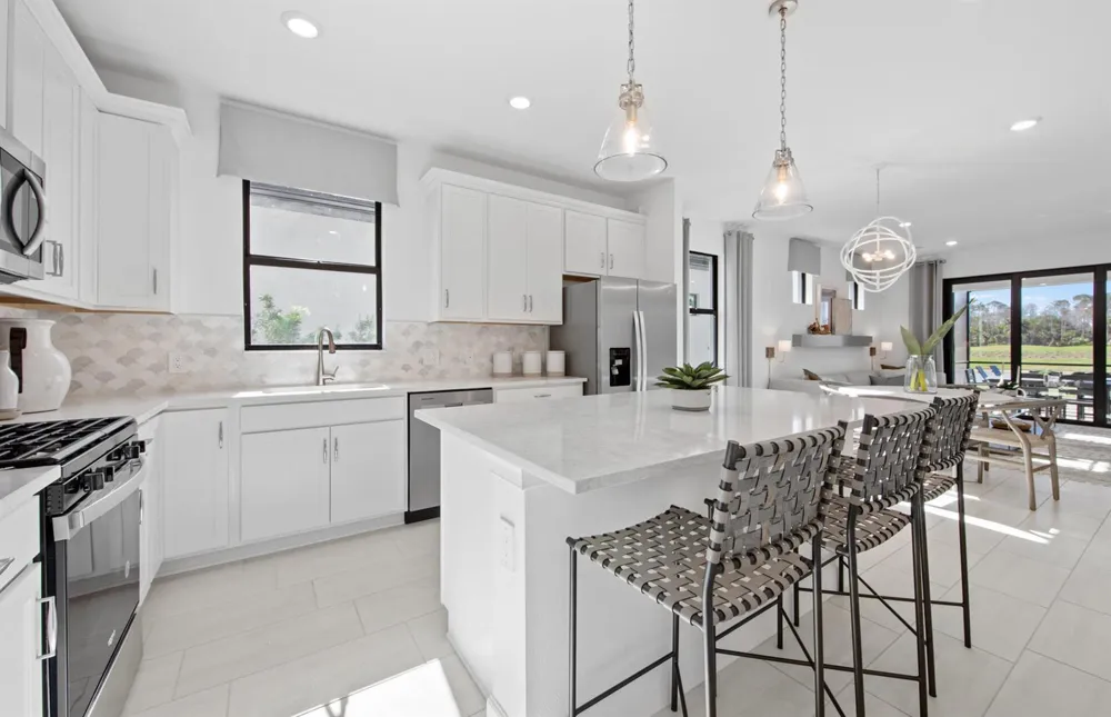 2114 Sequoia Naples, FL 34120