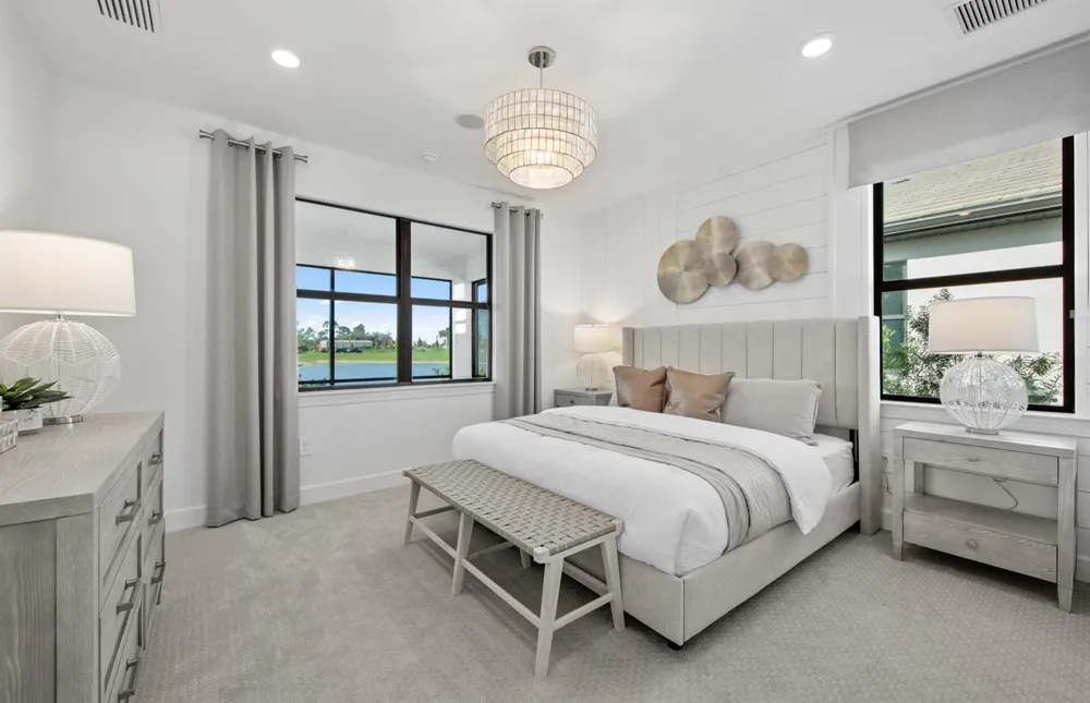2114 Sequoia Naples, FL 34120