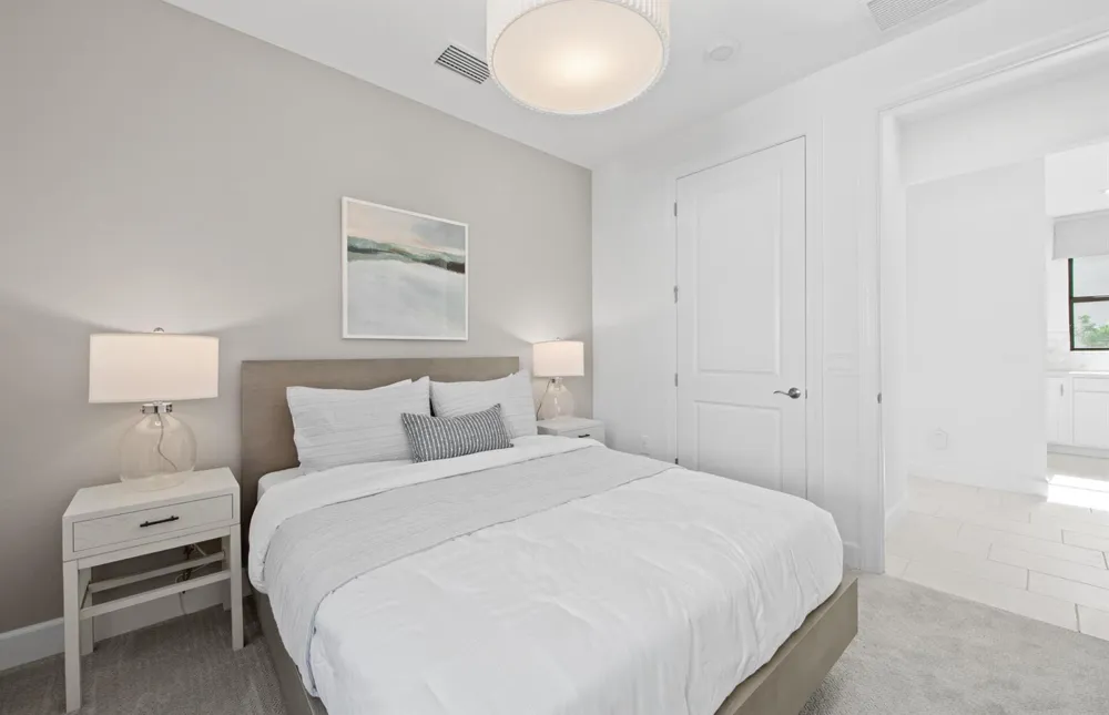 2114 Sequoia Naples, FL 34120