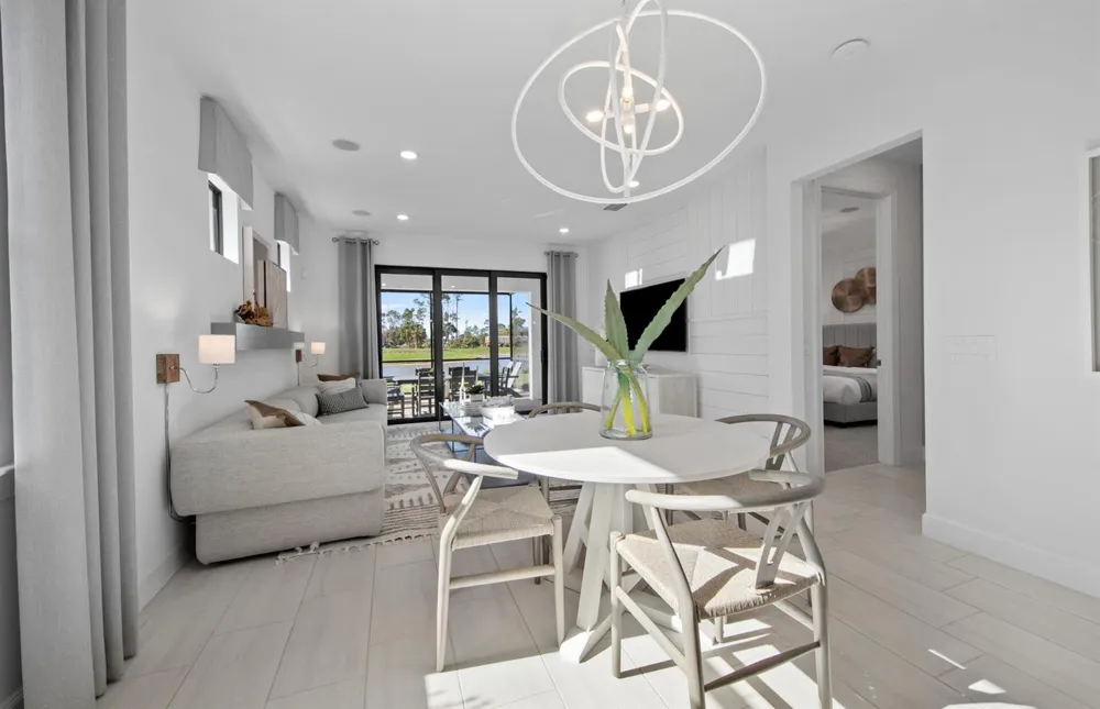 2114 Sequoia Naples, FL 34120