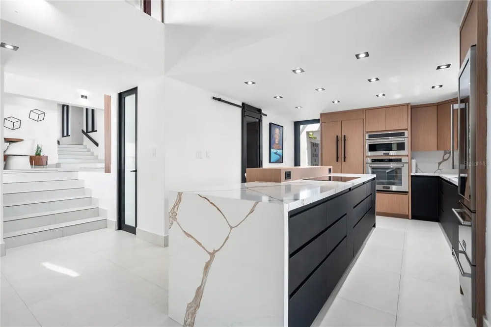 58 C Guaynabo, PR 00969
